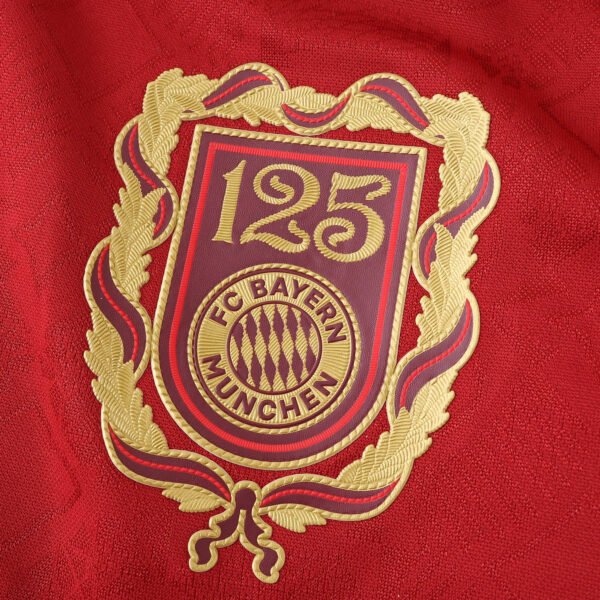 2425 Fußball-Club Bayern München 125th anniversary Long sleeved Player version - Billede 3