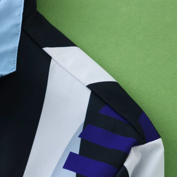 9596 Real Madrid CF Wear on both sides windbreaker - Image 5