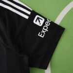 2526 season Liverpool F.C. goalkeeper Fan version - Billede 4