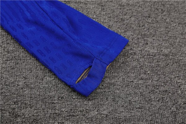 2425 FC Barcelona / Barça red Training suit set Player version - Image 7