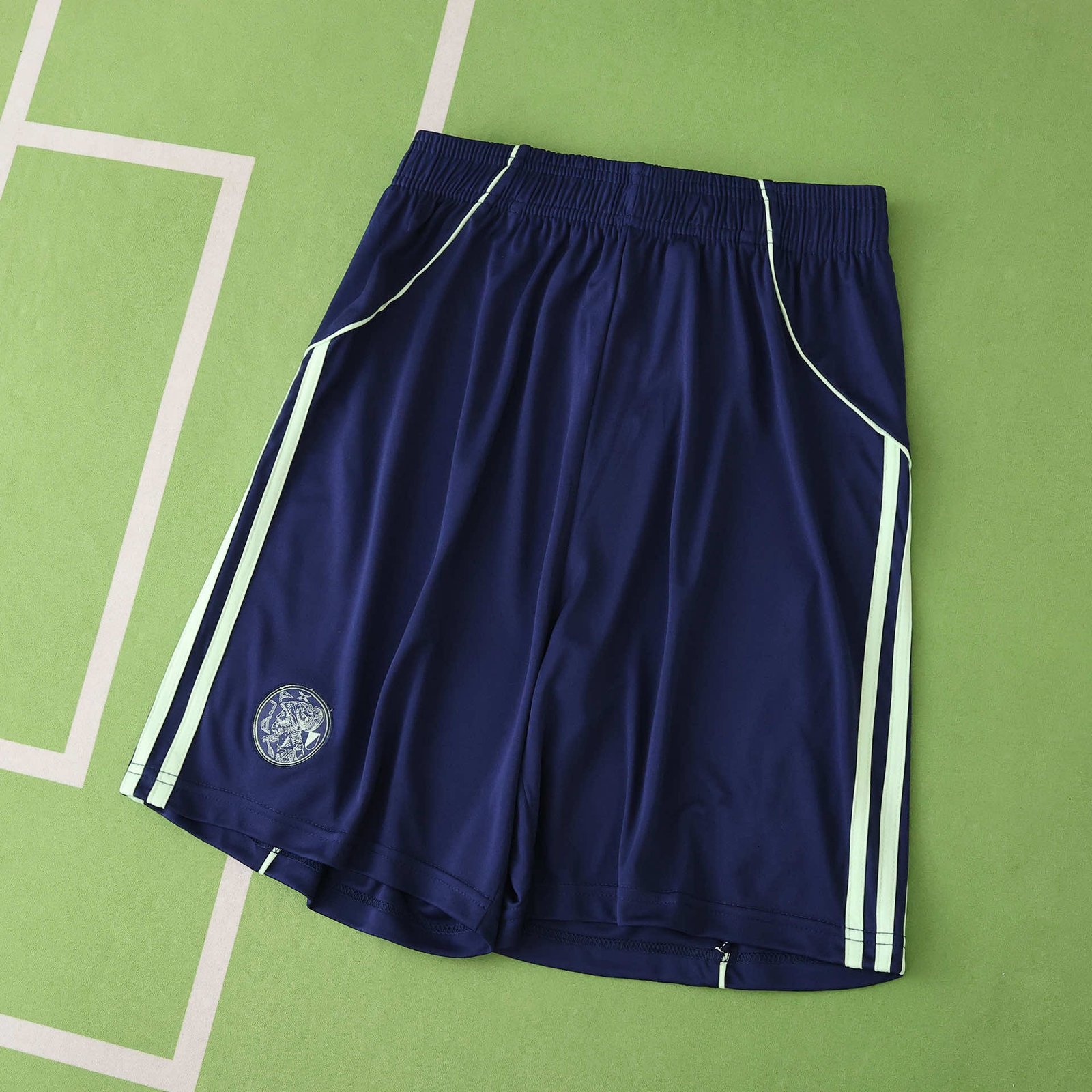 0fca182990 2526 Season AFC Ajax Away shorts - Imagem 1