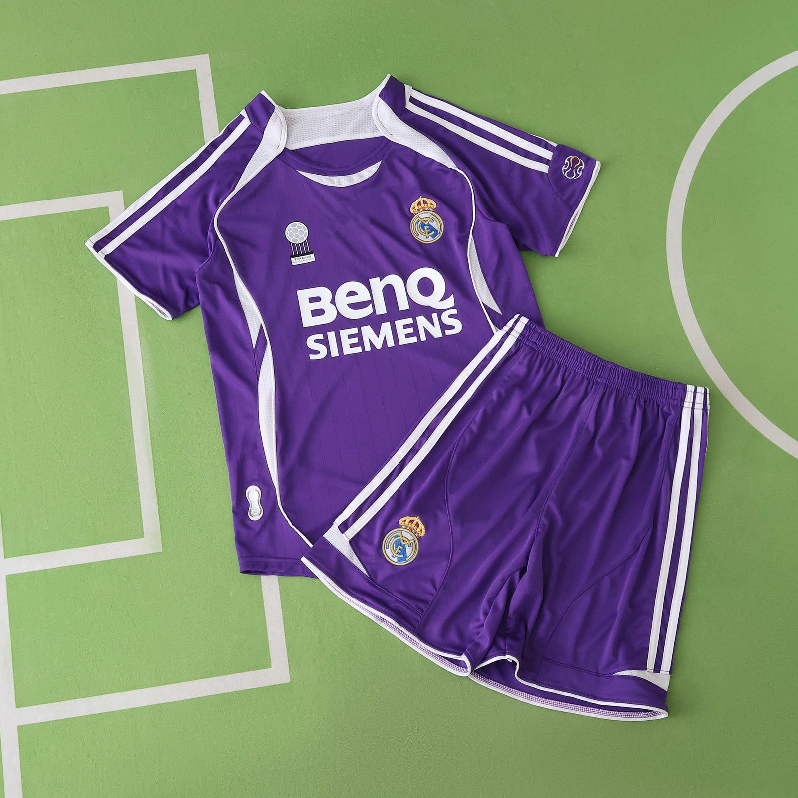 102c9c82f8 2006 season Real Madrid CF third retro Kids kit - 图片 1