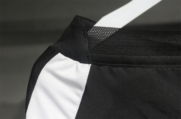 2425 season Juventus F.C. home Player version short - Billede 5