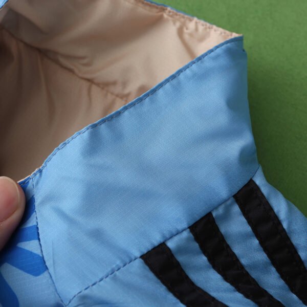 2425 Real Madrid CF Wear on both sides windbreaker - Imagem 4