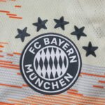 2526 season Fußball-Club Bayern München away Player version - Billede 2