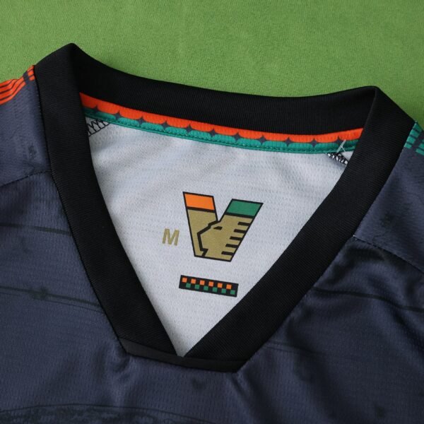 2526 season Venezia F.C. home Fan version - Billede 2