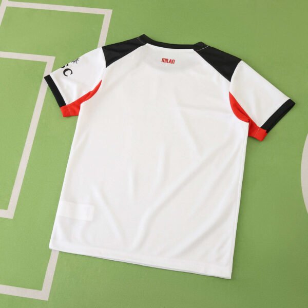 ⁦2526 Season A.C. Milan Away Kids Kit⁩ - الصورة ⁦2⁩