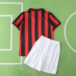 9091 A.C. Milan home retro Kids kit – Image 5