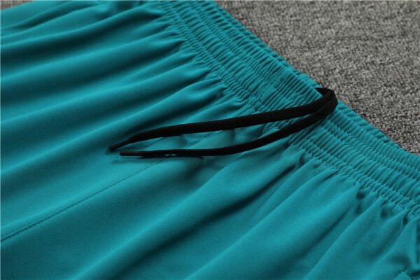 2425 Portugal green Training suit set Player version - Imagem 3