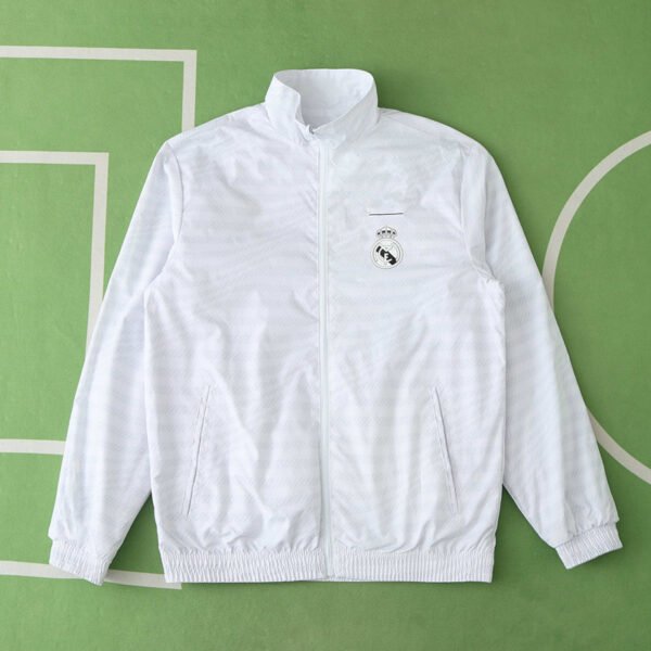 2425 Real Madrid CF Wear on both sides windbreaker - Imagem 16