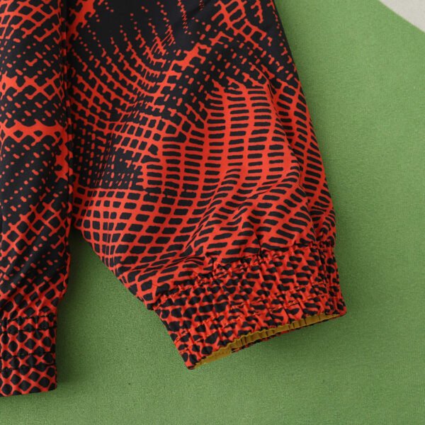 2425 Real Madrid CF Wear on both sides windbreaker - Imagem 17