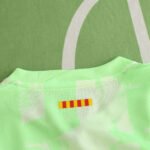 ⁦2425 season FC Barcelona / Barça third Kids kit⁩ - الصورة ⁦16⁩