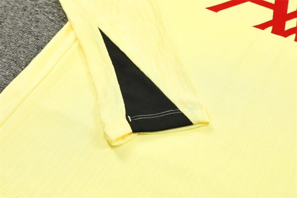 2425 Liverpool F.C. yellow Training suit set Player version - Imagem 8