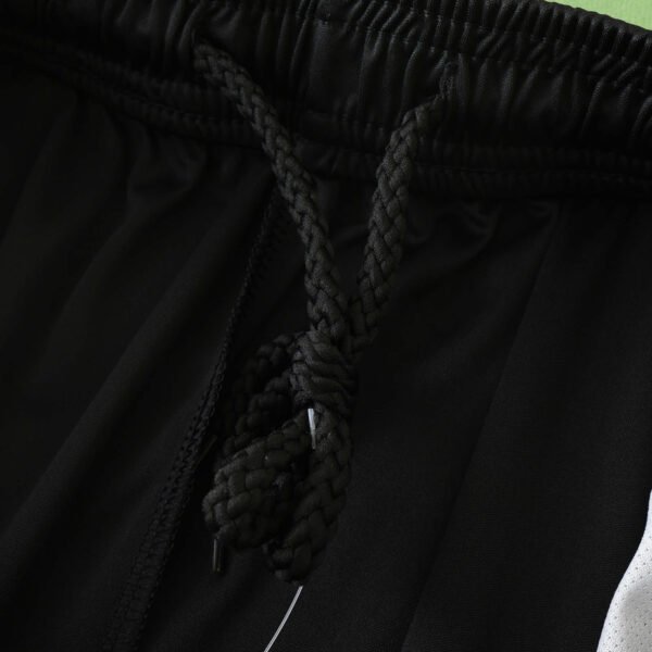 2425 season Juventus F.C. home shorts - Billede 6