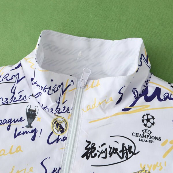 2425 Real Madrid CF Wear on both sides windbreaker - Afbeelding 3