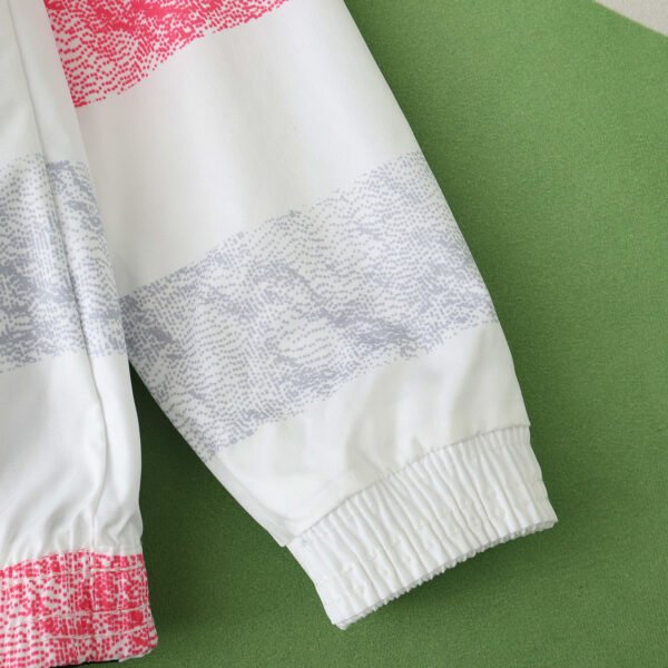 ⁦2425 Juventus F.C. Wear on both sides windbreaker⁩ - الصورة ⁦15⁩