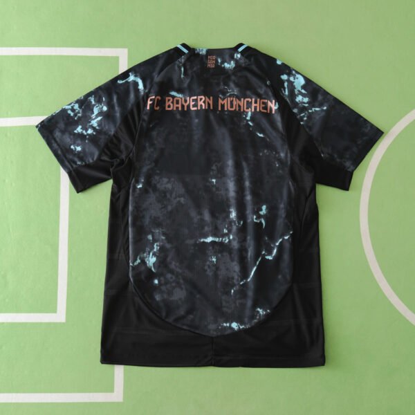 ⁦2425 season Fußball-Club Bayern München away Player version⁩ - الصورة ⁦15⁩