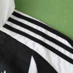 ⁦2425 Juventus F.C. Wear on both sides windbreaker⁩ - الصورة ⁦10⁩