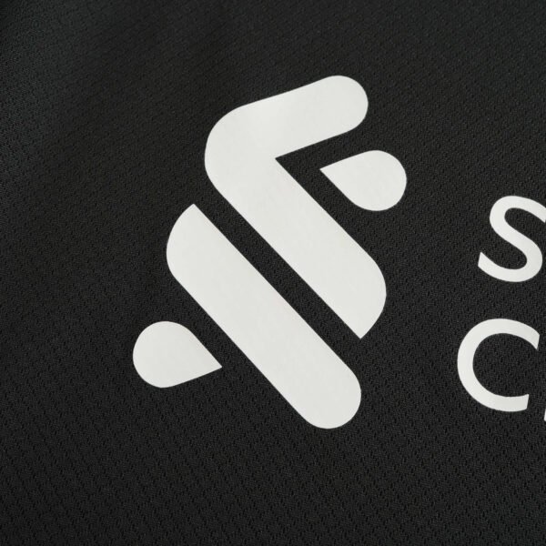 ⁦2425 season Liverpool away Fan version⁩ - الصورة ⁦5⁩