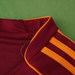 2526 season A.S. Roma home Fan version - Imagem 2