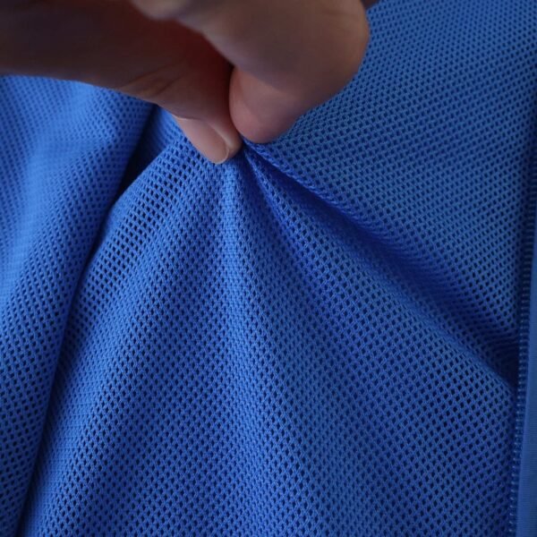 ⁦2526 Manchester United F.C. black windbreaker⁩ - الصورة ⁦8⁩