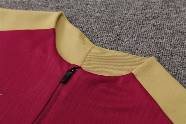 2425 FC Barcelona / Barça red Training suit set Player version - Image 8