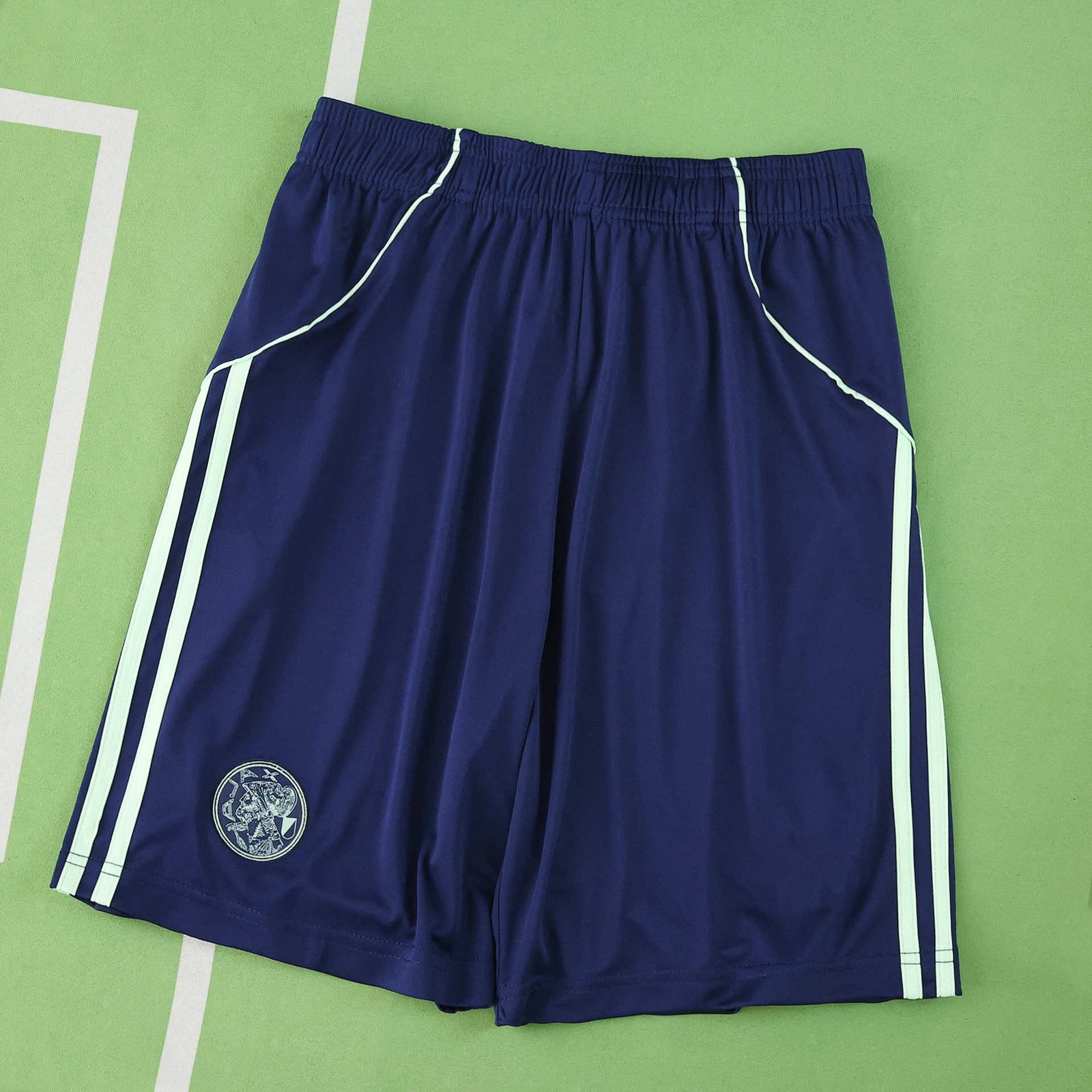 64e3e603e7 2526 season AFC Ajax away shorts - الصورة 1