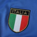 2000 season Italy home retro Fan version - immagine 2
