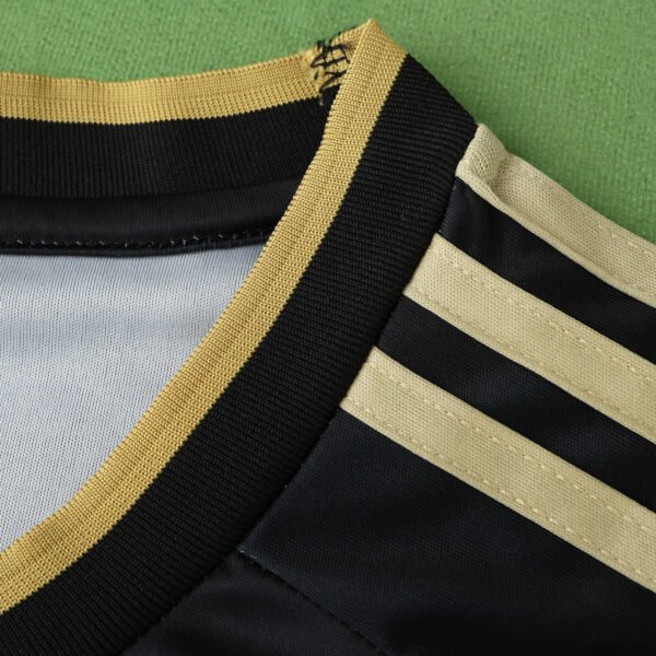 2425 season Real Madrid CF Concept version Fan version - Imagem 2