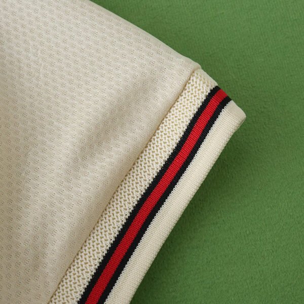 9697 Liverpool F.C. away retro Kids kit - immagine 4