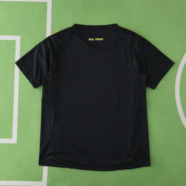 1112 Real Madrid CF goalkeeper retro Kids kit – Image 14