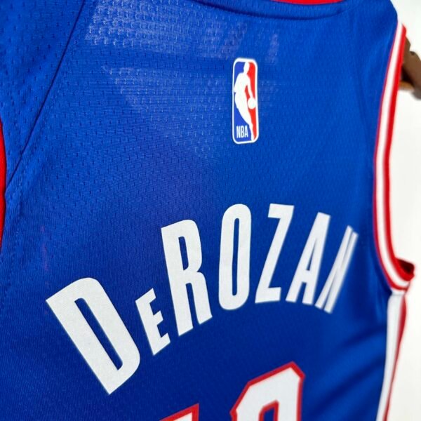 NBA Sacramento Kings 10#DEROZAN - Imagem 5
