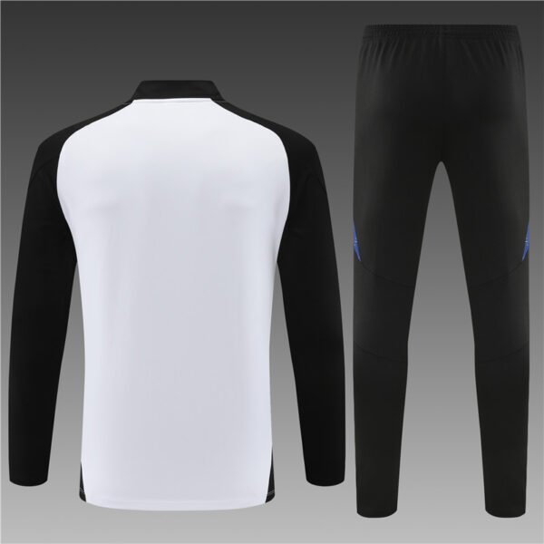 ⁦2425 Germany white Training suit set(X)⁩ - الصورة ⁦9⁩