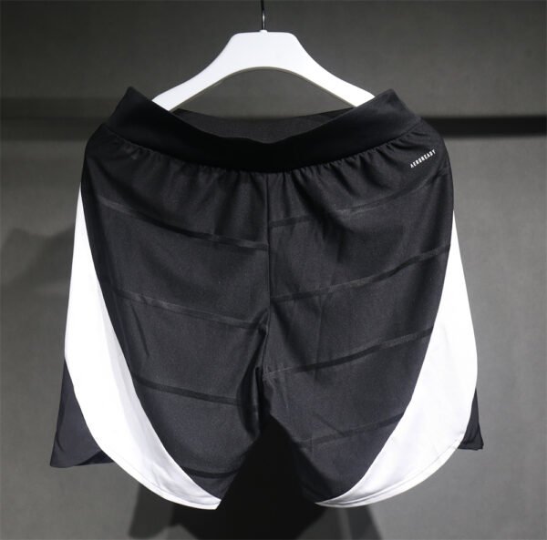 2425 season Juventus F.C. home Player version short - Billede 3