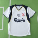 ⁦0102 Liverpool F.C. away retro Kids kit⁩ - الصورة ⁦5⁩
