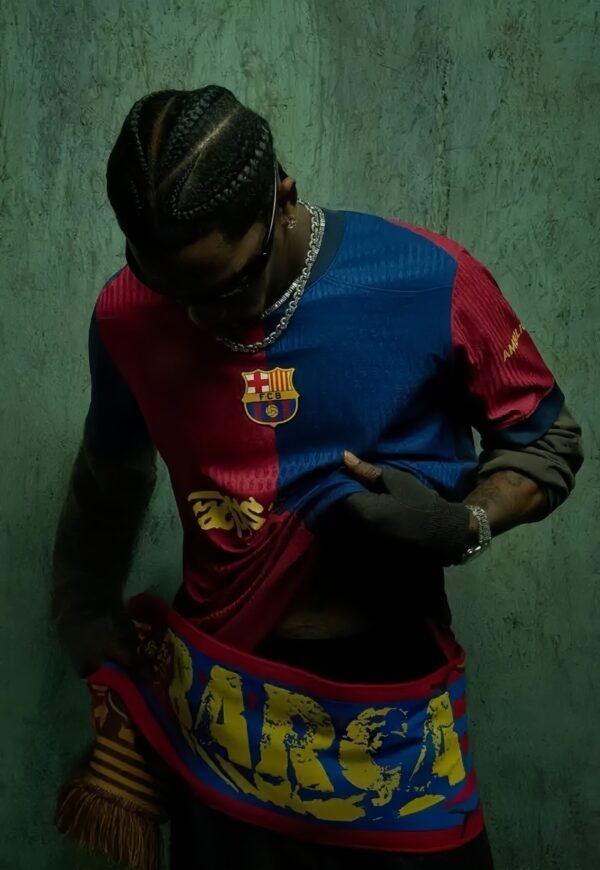 ⁦【in stock】Limited Edition FC BARCELONA X TRAVIS SCOTT jersey. FC Barcelona 24/25 Men’s Kit Player version⁩ - الصورة ⁦7⁩