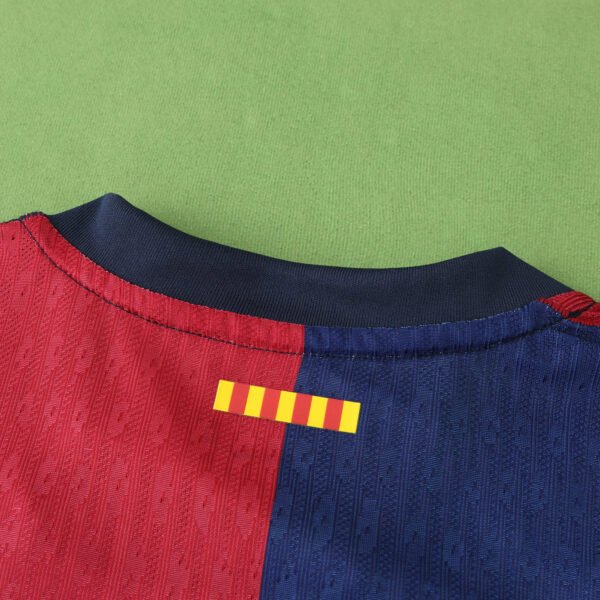 ⁦【in stock】Limited Edition FC BARCELONA X TRAVIS SCOTT jersey. FC Barcelona 24/25 Men’s Kit Player version⁩ - الصورة ⁦12⁩