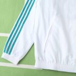 2425 Real Madrid CF Wear on both sides windbreaker - Imagem 4