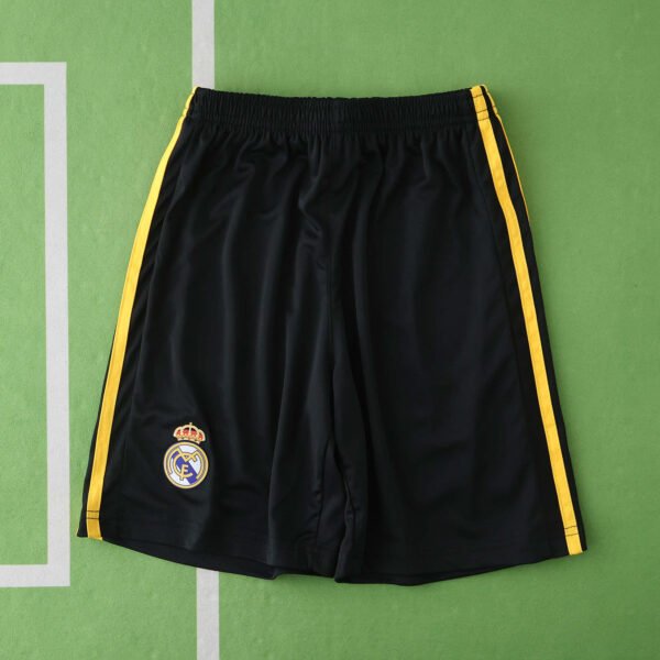 1112 Real Madrid CF goalkeeper retro Kids kit – Image 16