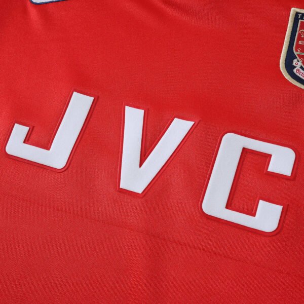 1998 season Arsenal F.C. home Kids kit - Image 5