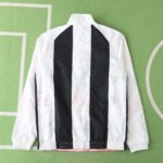 ⁦2425 Juventus F.C. Wear on both sides windbreaker⁩ - الصورة ⁦13⁩