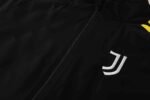 ⁦2526 season Juventus F.C. windbreaker⁩ - الصورة ⁦7⁩