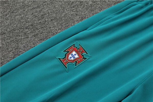 2425 Portugal green Training suit set Player version - Imagem 5