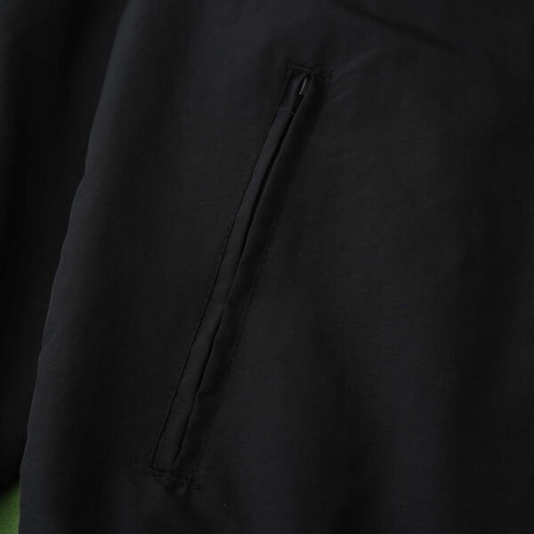 ⁦2425 Manchester United F.C. Wear on both sides windbreaker⁩ - الصورة ⁦8⁩