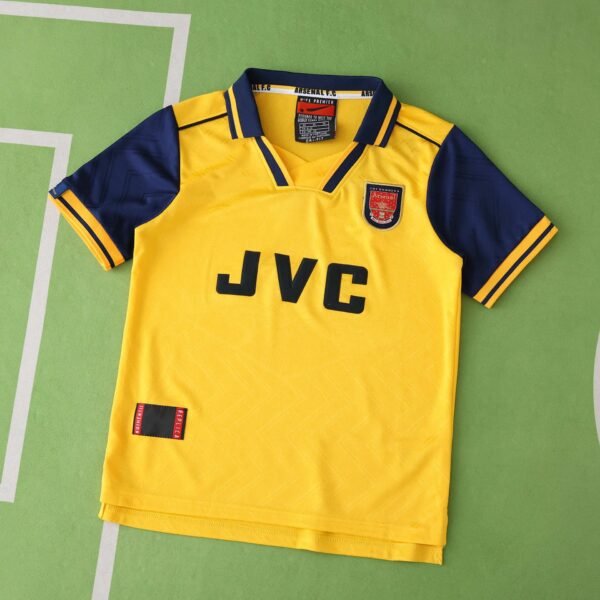 ⁦9697 season Arsenal F.C. away retro Kids kit⁩ - الصورة ⁦2⁩