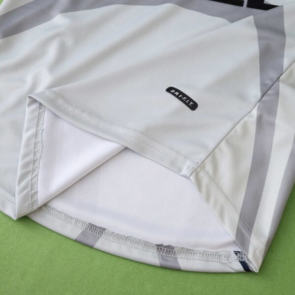 2001 season Paris Saint-Germain F.C. away retro Kids kit - 图片 17