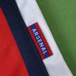 1998 season Arsenal F.C. home Kids kit - Image 13