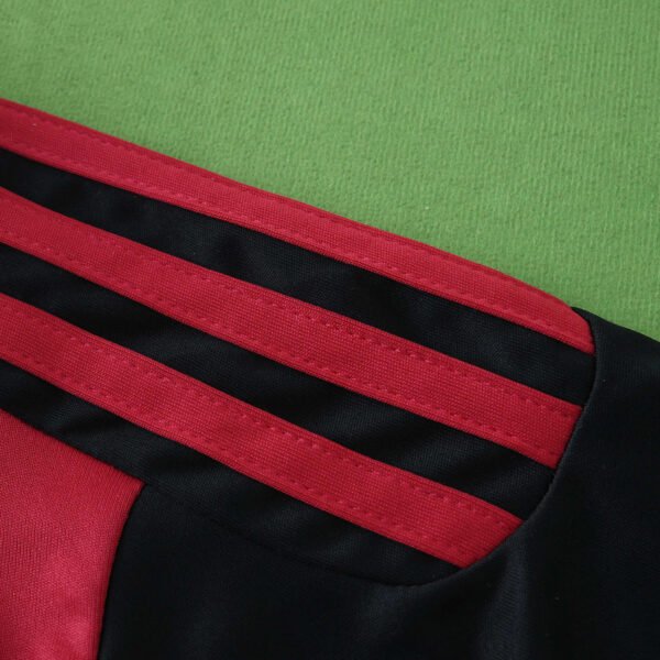 0910 A.C. Milan home retro Kids kit - Imagen 22