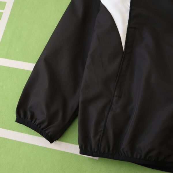 2526 season Liverpool F.C. windbreaker - Billede 7