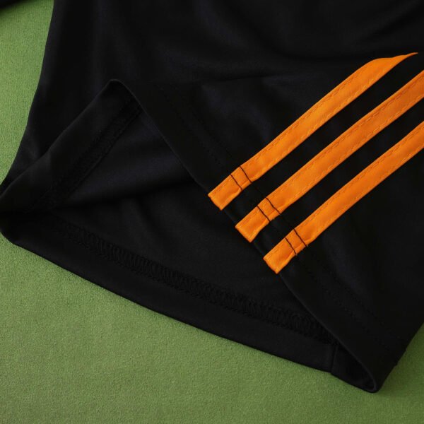 ⁦2526 season A.S. Roma away Kids kit⁩ - الصورة ⁦19⁩